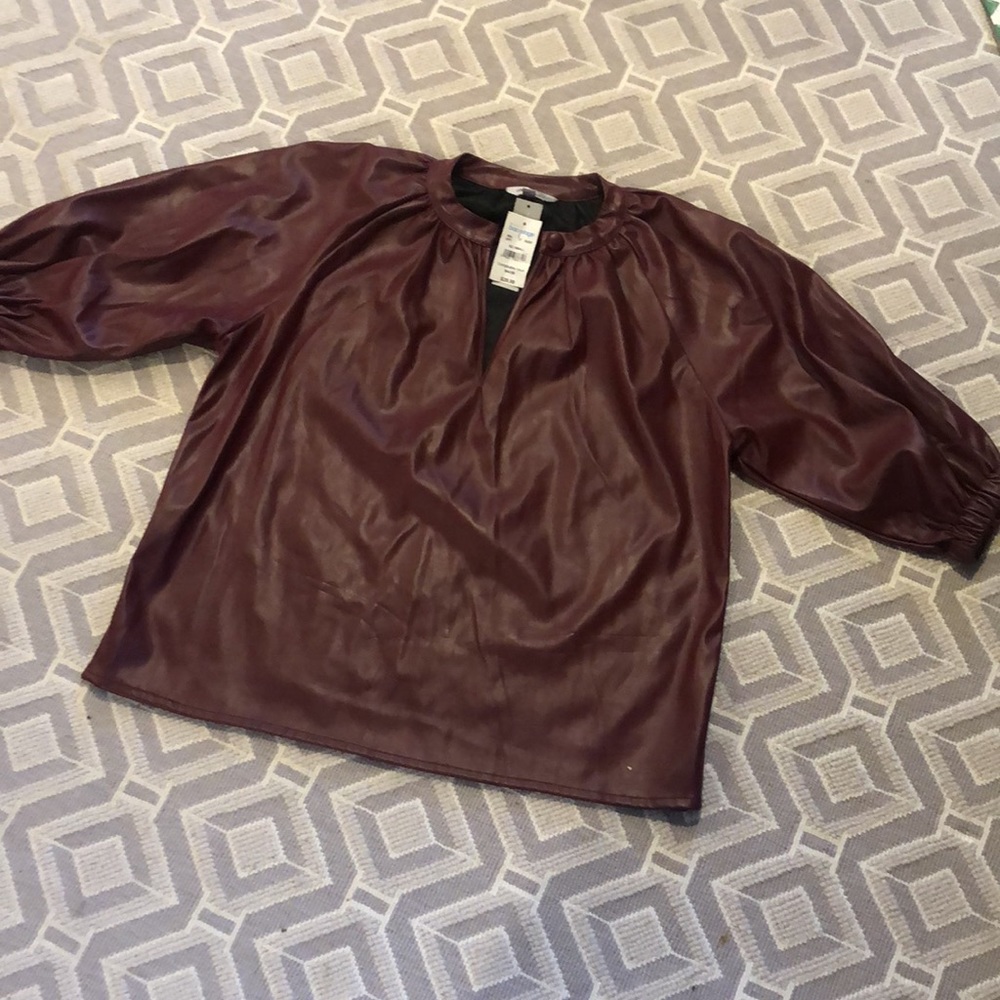 Maroon Top - Picture 2 of 6